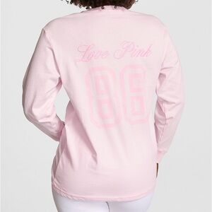 🩷VS Pink NEW long sleeve cotton campus tee sz M NWT